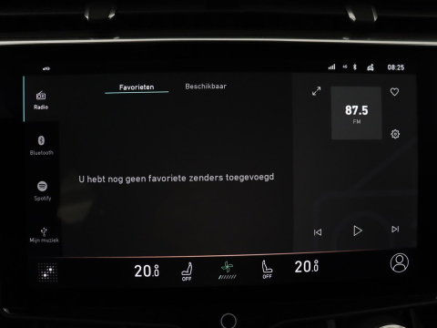 Lynk & Co 01 1.5 | SOH 92.9% | Panoramadak | 360 camera | Memory | Adaptive cruise | Stoelverwarming | Carplay | Climate control | Dodehoek detectie | Infinity sound |