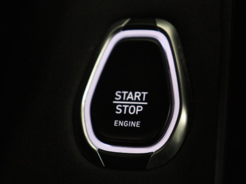Lynk & Co 01 1.5 | SOH 92.9% | Panoramadak | 360 camera | Memory | Adaptive cruise | Stoelverwarming | Carplay | Climate control | Dodehoek detectie | Infinity sound |
