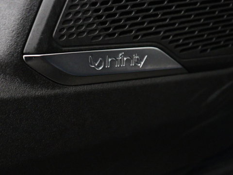 Lynk & Co 01 1.5 | SOH 92.9% | Panoramadak | 360 camera | Memory | Adaptive cruise | Stoelverwarming | Carplay | Climate control | Dodehoek detectie | Infinity sound |