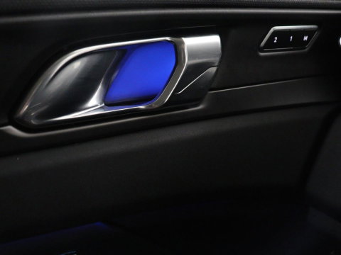 Lynk & Co 01 1.5 | SOH 92.9% | Panoramadak | 360 camera | Memory | Adaptive cruise | Stoelverwarming | Carplay | Climate control | Dodehoek detectie | Infinity sound |