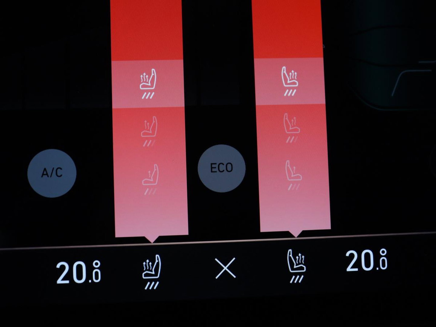 Lynk & Co 01 1.5 | SOH 92.9% | Panoramadak | 360 camera | Memory | Adaptive cruise | Stoelverwarming | Carplay | Climate control | Dodehoek detectie | Infinity sound |