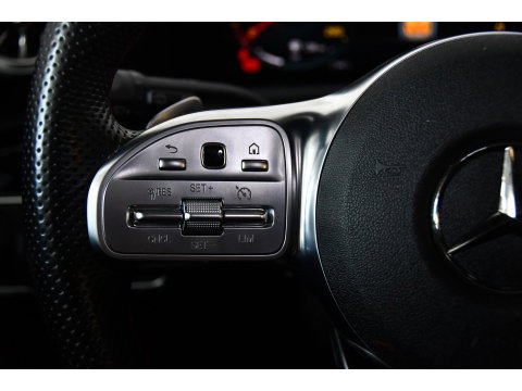 Mercedes-Benz A-Klasse 180 Business Solution AMG Pano,Burmester,Sfeer