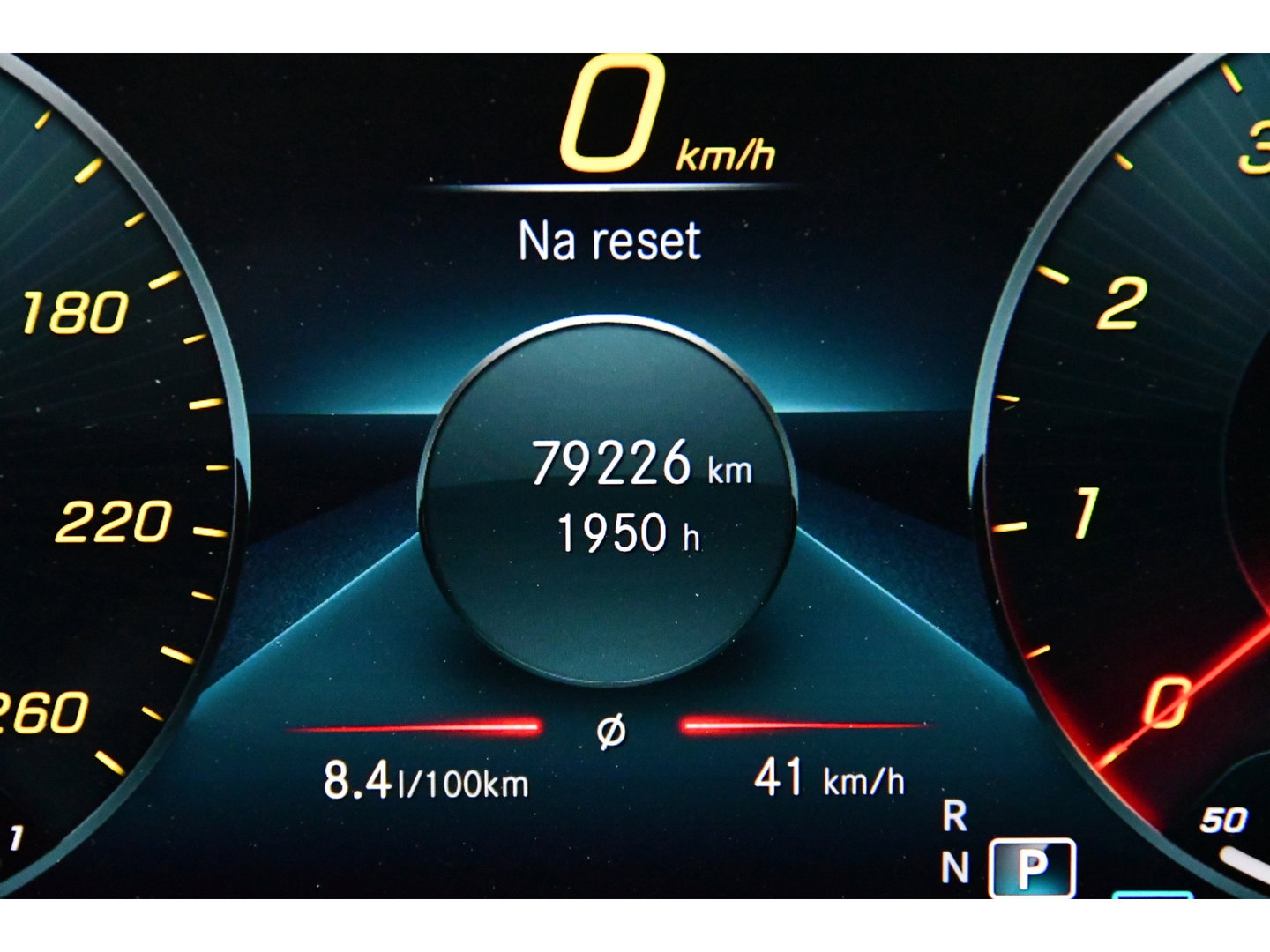 Mercedes-Benz A-Klasse 180 Business Solution AMG Pano,Burmester,Sfeer