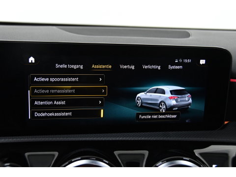 Mercedes-Benz A-Klasse 180 Business Solution AMG Pano,Burmester,Sfeer
