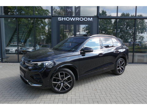 Volkswagen Tiguan 1.5 eTSI R-Line Business PANO KEYLESS H&K