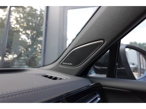 Volkswagen Tiguan 1.5 eTSI R-Line Business PANO KEYLESS H&K