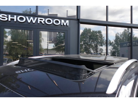 Volkswagen Tiguan 1.5 eTSI R-Line Business PANO KEYLESS H&K