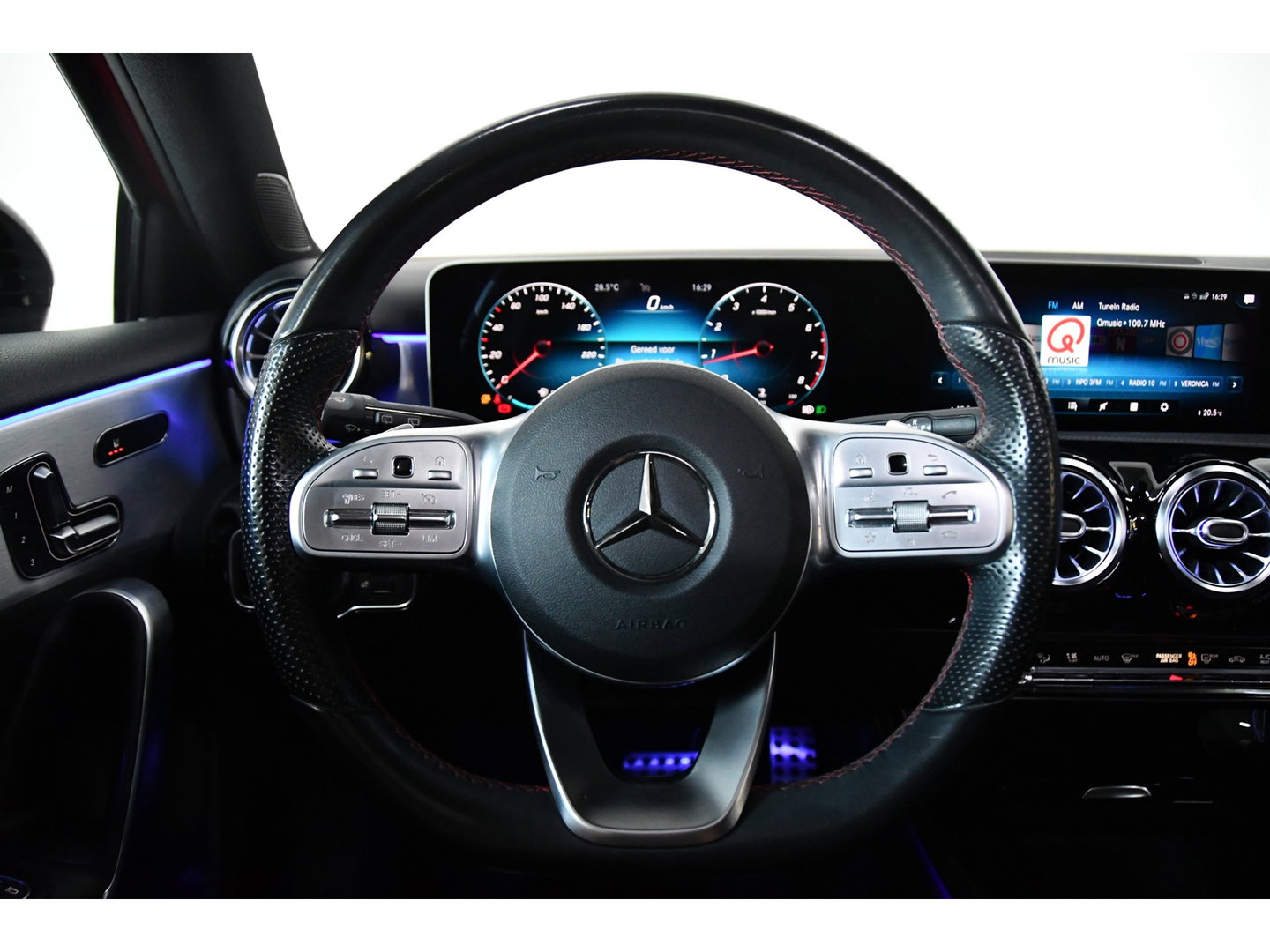 Mercedes-Benz A-Klasse 200 Business Solution AMG, BOMVOL,Pano,Sfeer,Burmester