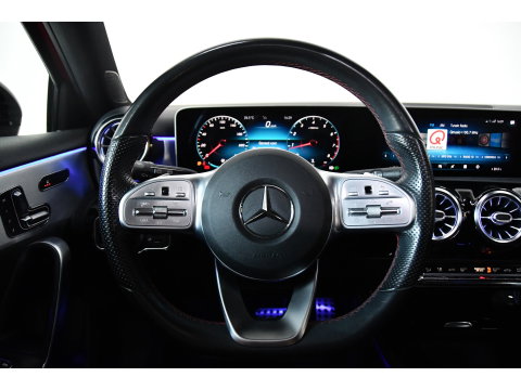 Mercedes-Benz A-Klasse 200 Business Solution AMG, BOMVOL,Pano,Sfeer,Burmester