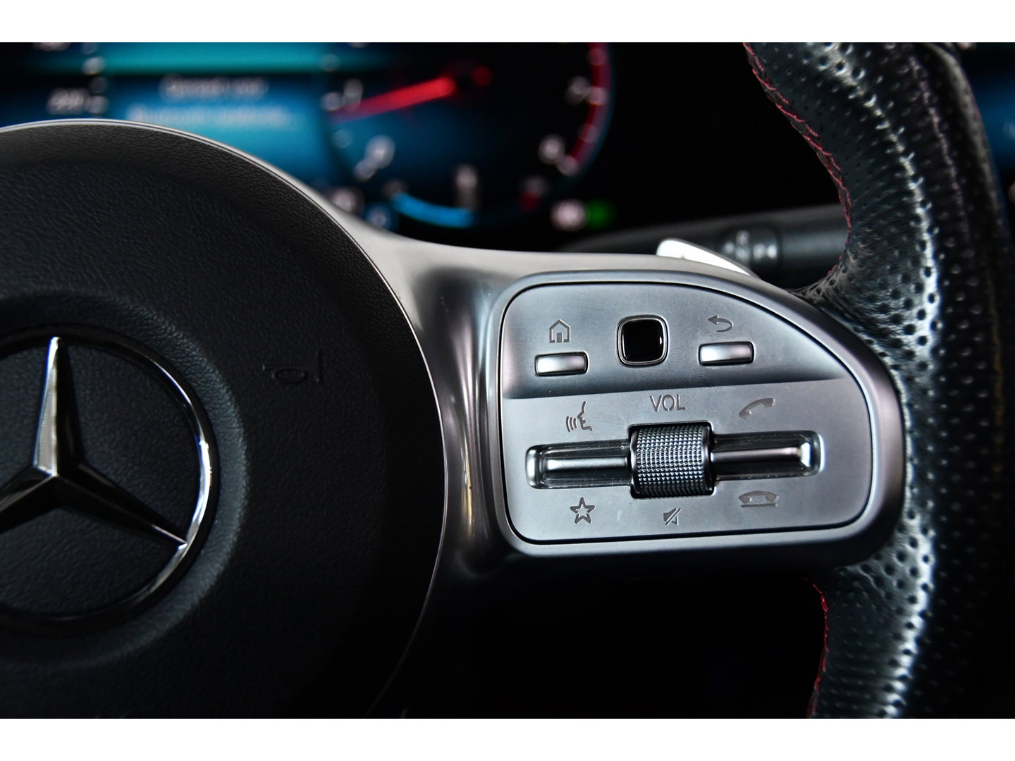 Mercedes-Benz A-Klasse 200 Business Solution AMG, BOMVOL,Pano,Sfeer,Burmester
