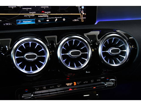 Mercedes-Benz A-Klasse 200 Business Solution AMG, BOMVOL,Pano,Sfeer,Burmester