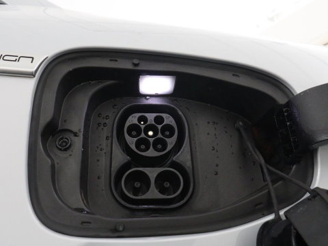 BYD ATTO 3 Comfort 60 kWh | Warmtepomp | 92.5% SOH | 3-Fase | Panoramadak | Adaptive cruise | 360 camera | DAB+ | Carplay | Dodehoek detectie | Leder