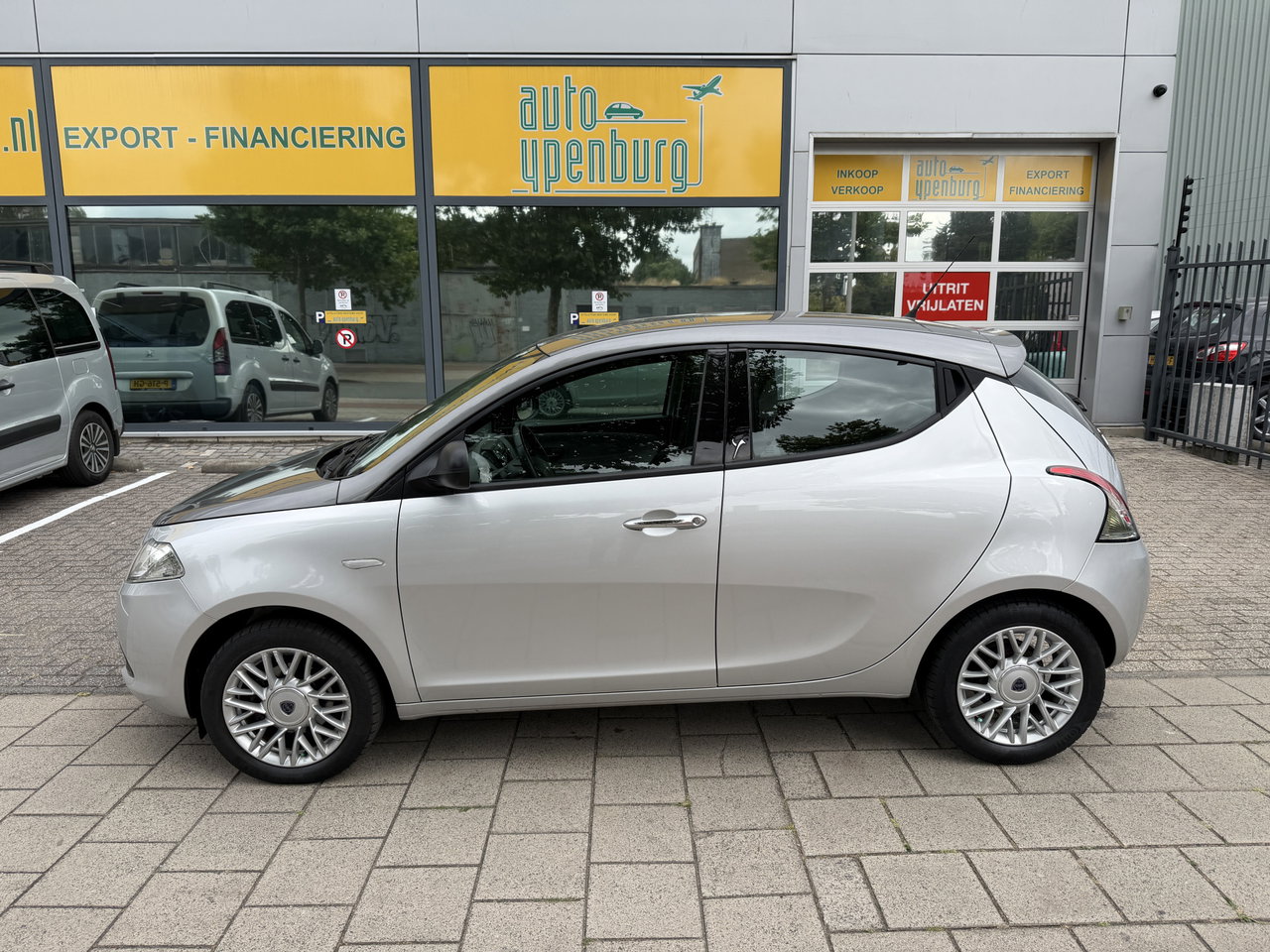Lancia Ypsilon