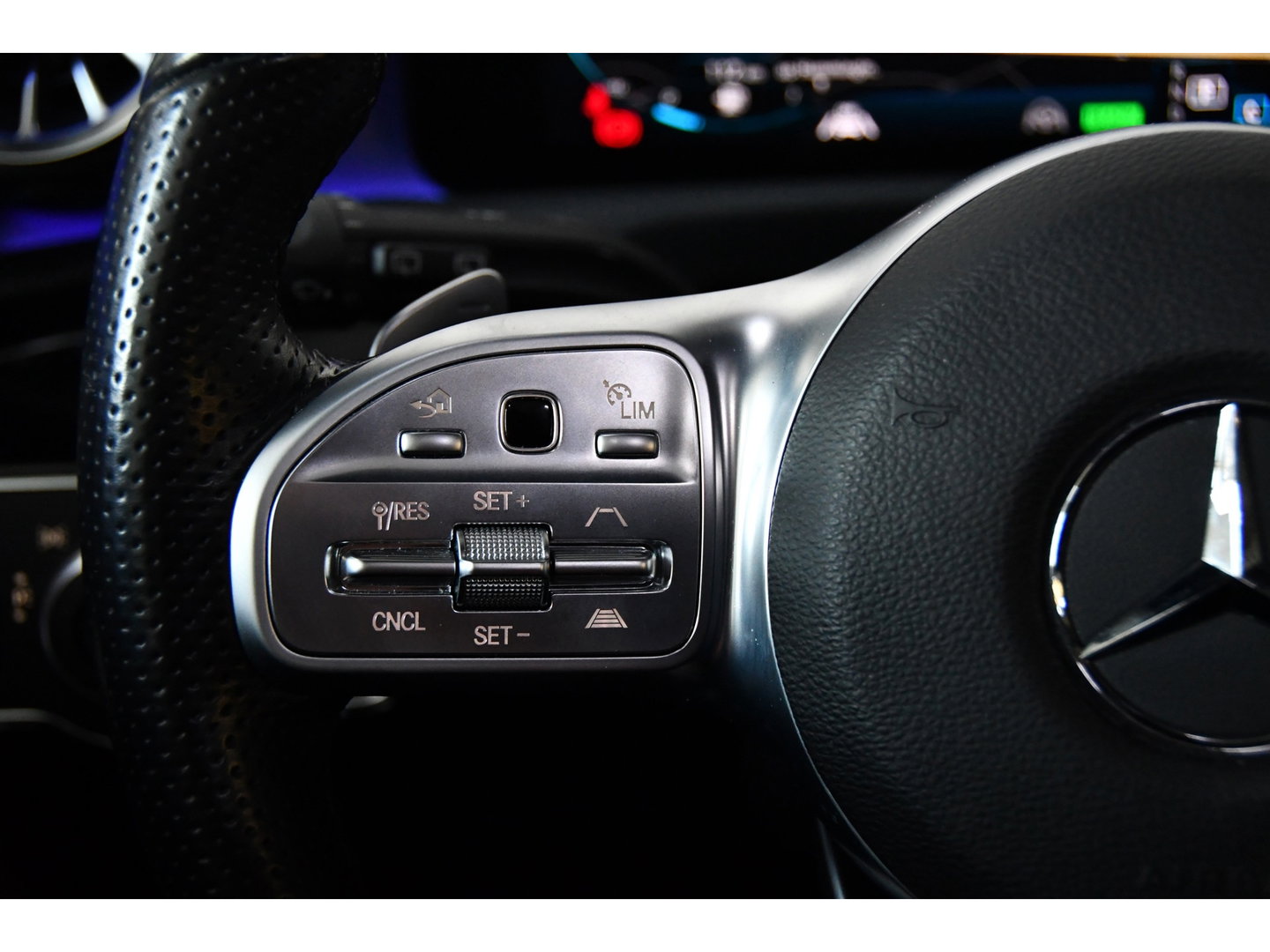 Mercedes-Benz A-Klasse 250 e AMG Limited, FULL OPTIONS,Pano,HUD,Sfeer