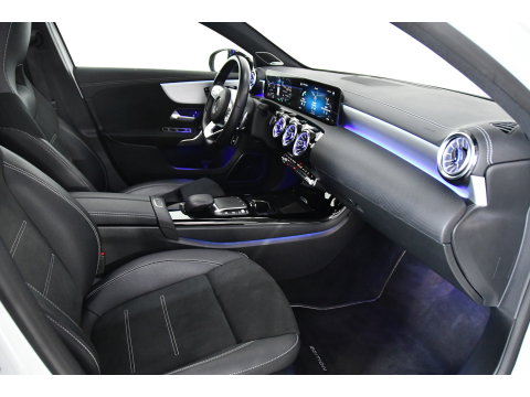 Mercedes-Benz A-Klasse 250 e AMG Limited, FULL OPTIONS,Pano,HUD,Sfeer