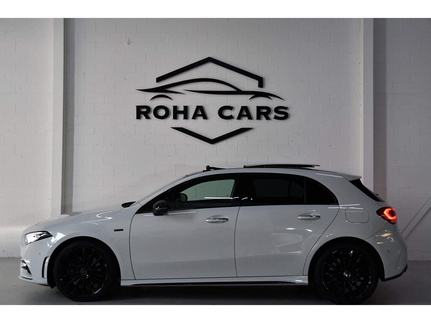 Mercedes-Benz A-Klasse 250 e AMG Limited, FULL OPTIONS,Pano,HUD,Sfeer