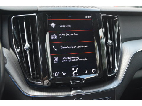 Volvo XC60 T8 Hybride AWD R-Design | Geventileerde stoelen | Panoramadak | Harman/Kardon | 360° Camera | BLIS |