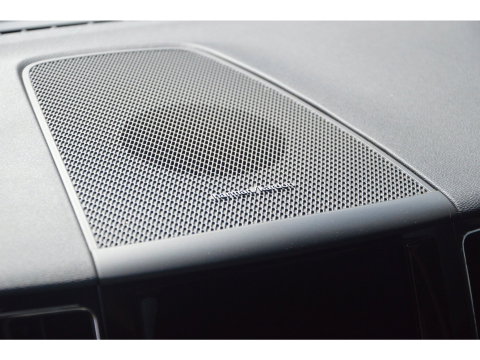 Volvo XC60 T8 Hybride AWD R-Design | Geventileerde stoelen | Panoramadak | Harman/Kardon | 360° Camera | BLIS |