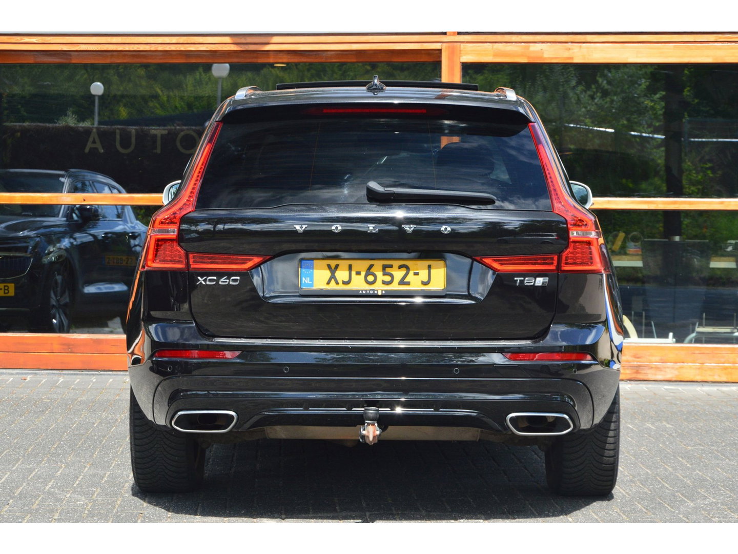 Volvo XC60 T8 Hybride AWD R-Design | Geventileerde stoelen | Panoramadak | Harman/Kardon | 360° Camera | BLIS |