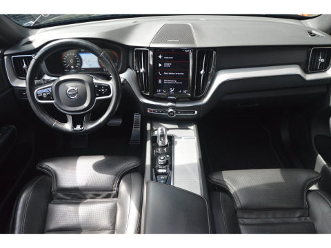 Volvo XC60 T8 Hybride AWD R-Design | Geventileerde stoelen | Panoramadak | Harman/Kardon | 360° Camera | BLIS |