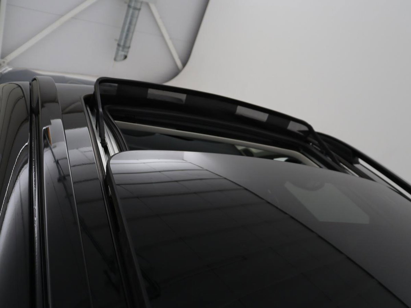 Lynk & Co 01 1.5 | SOH 97.3% |Panoramadak | 360 camera | Memory | SOH 97.3% |Panoramadak | 360 camera | Memory | Adaptive cruise | Stoelverwarming | Carplay | Climate control | Dodehoek detectie | Infinity sound |
