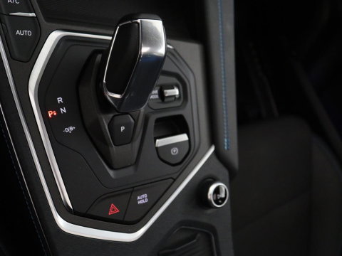 Lynk & Co 01 1.5 | SOH 97.3% |Panoramadak | 360 camera | Memory | SOH 97.3% |Panoramadak | 360 camera | Memory | Adaptive cruise | Stoelverwarming | Carplay | Climate control | Dodehoek detectie | Infinity sound |