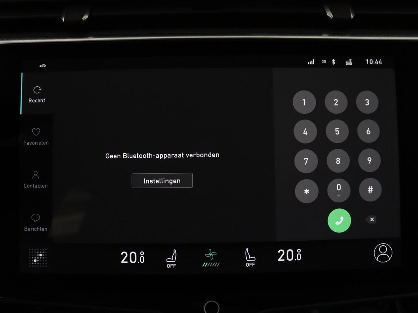 Lynk & Co 01 1.5 | SOH 97.3% |Panoramadak | 360 camera | Memory | SOH 97.3% |Panoramadak | 360 camera | Memory | Adaptive cruise | Stoelverwarming | Carplay | Climate control | Dodehoek detectie | Infinity sound |