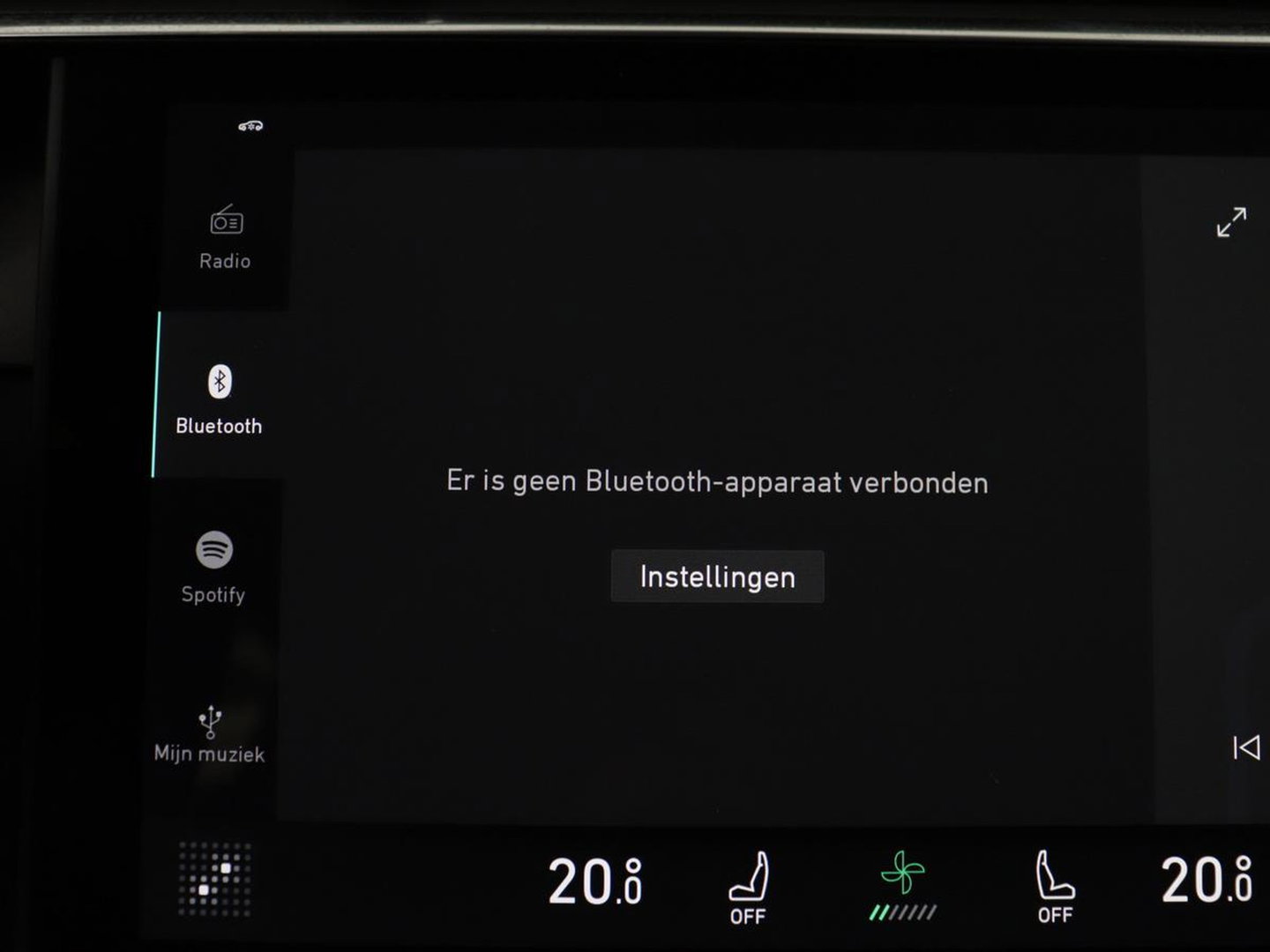 Lynk & Co 01 1.5 | SOH 97.3% |Panoramadak | 360 camera | Memory | SOH 97.3% |Panoramadak | 360 camera | Memory | Adaptive cruise | Stoelverwarming | Carplay | Climate control | Dodehoek detectie | Infinity sound |