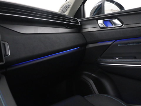 Lynk & Co 01 1.5 | SOH 97.3% |Panoramadak | 360 camera | Memory | SOH 97.3% |Panoramadak | 360 camera | Memory | Adaptive cruise | Stoelverwarming | Carplay | Climate control | Dodehoek detectie | Infinity sound |