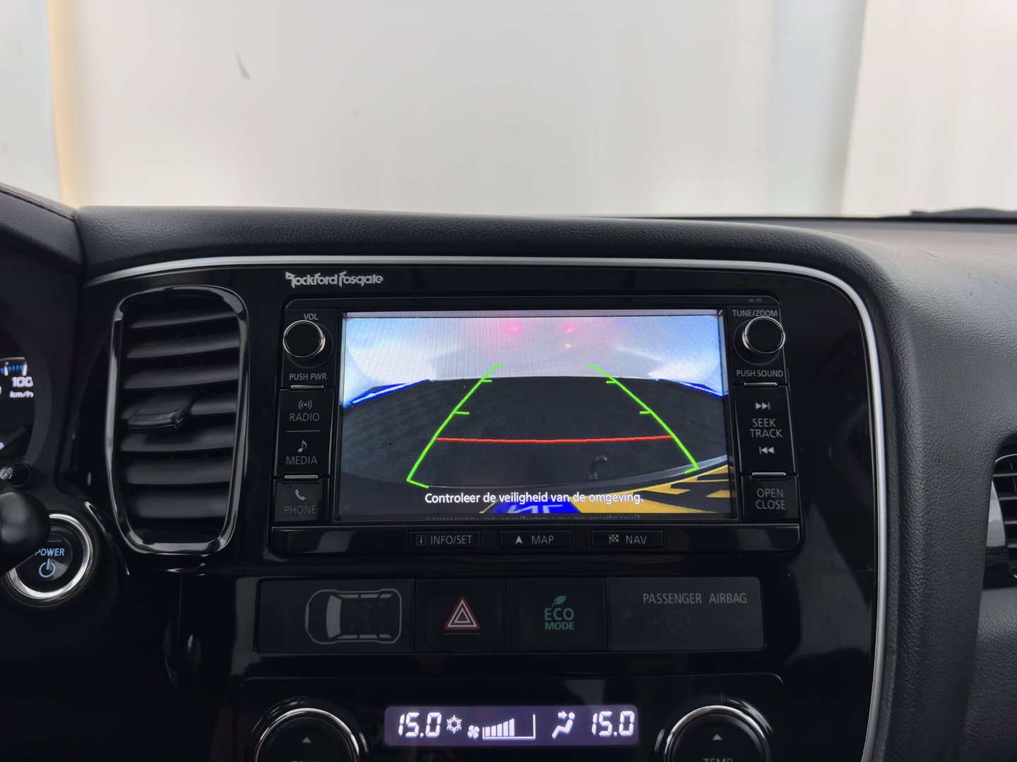 Mitsubishi Outlander 2.0 PHEV Executive Edition Aut. *LEATHER-MICROFIBRE | NAVI-FULLMAP | KEYLESS | HEATED-COMFORTSEATS | ECC | SHIFTPADDLES | PDC | CRUISE | PRIVACY-GLASS | TOWBAR | 18''ALU*