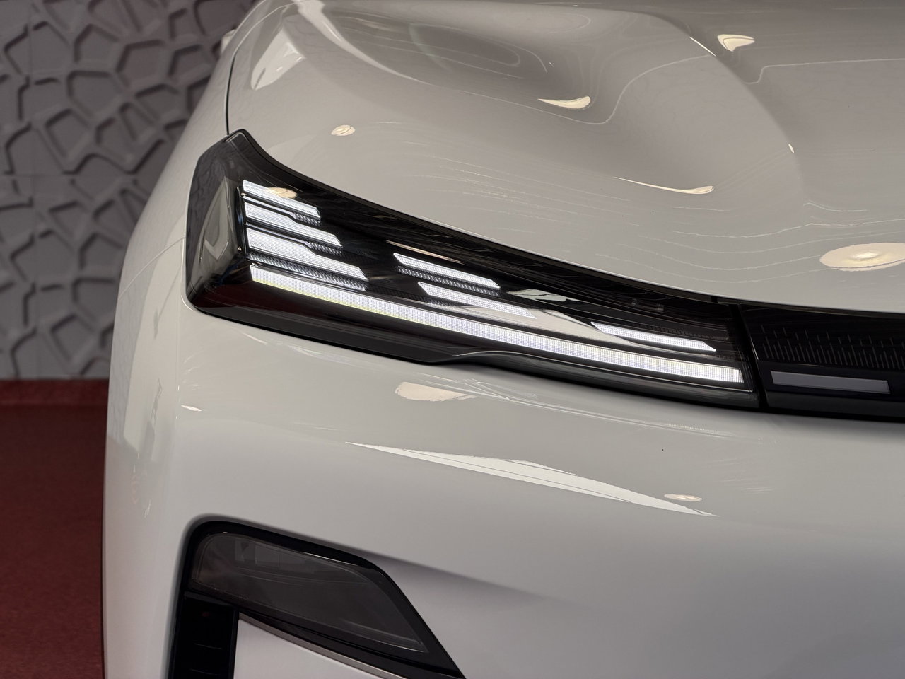 Geely Starray EM-i