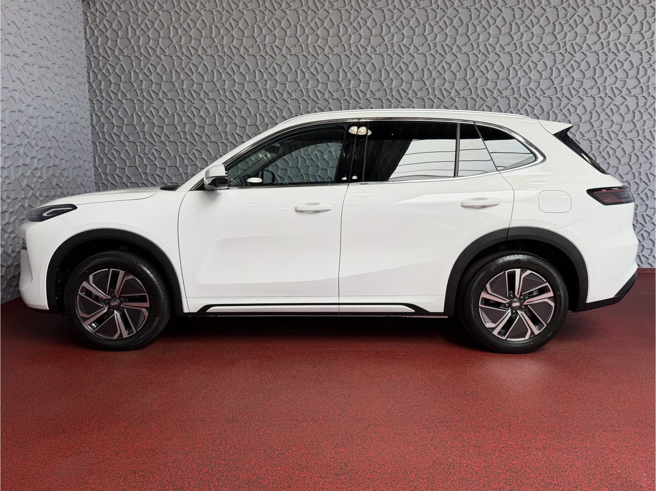 Geely Starray EM-i