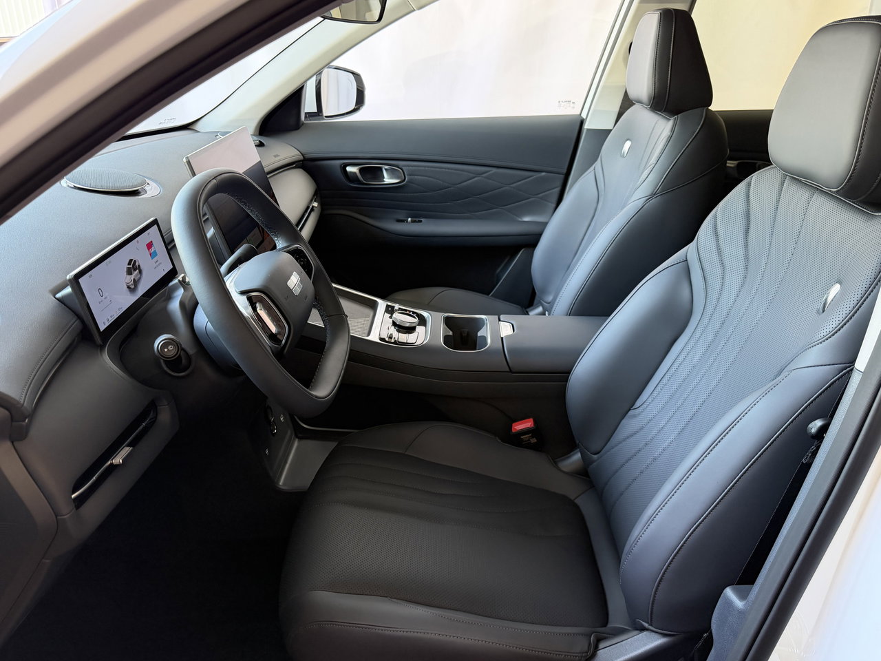 Geely Starray EM-i