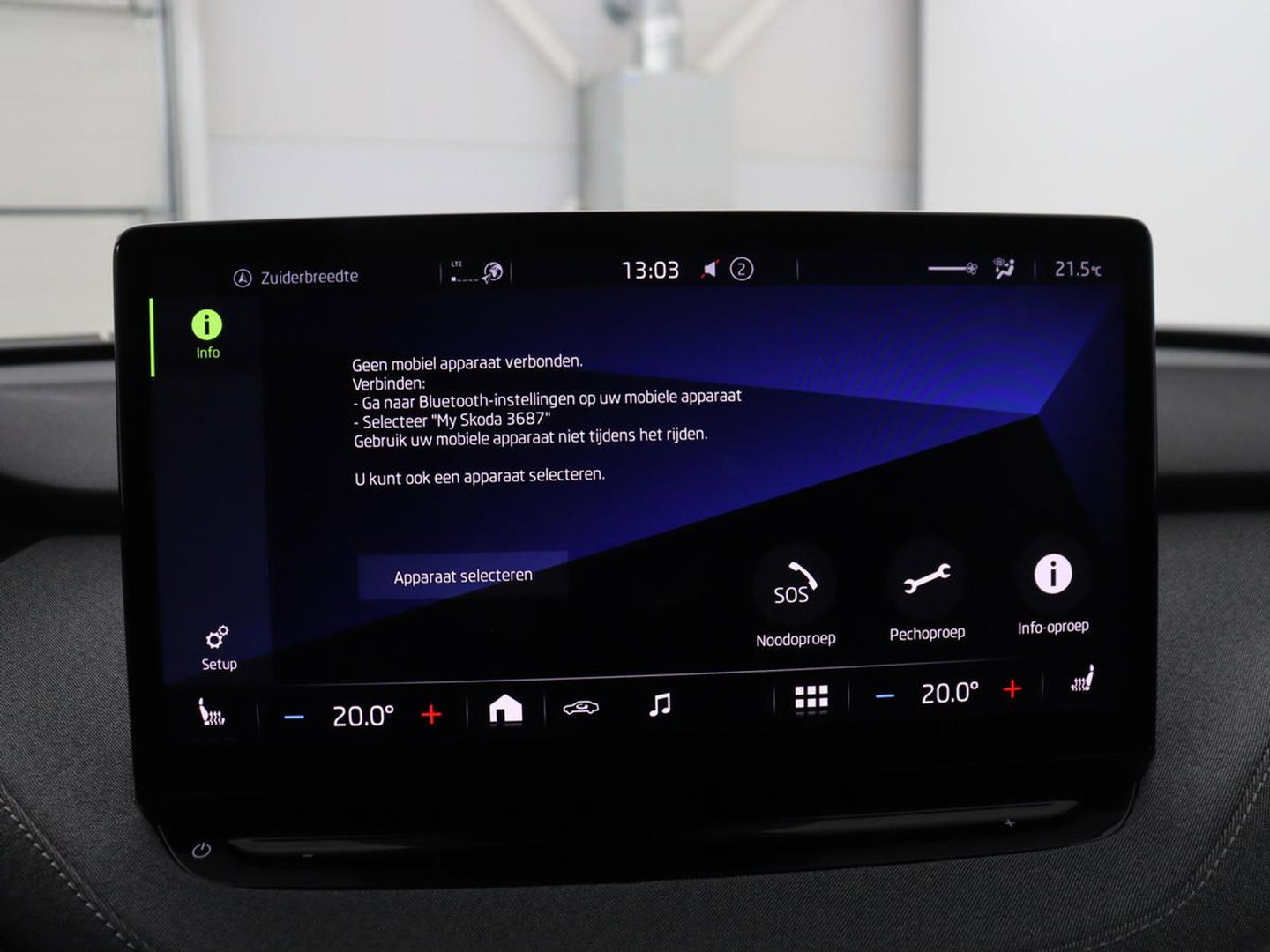 Škoda Enyaq iV 60 | SOH 92.1% | Trekhaak | Stuur/stoel verwarming | Half Leder | Cruise control | Camera | Carplay | Standkachel | Sfeerverlichting | 21''
