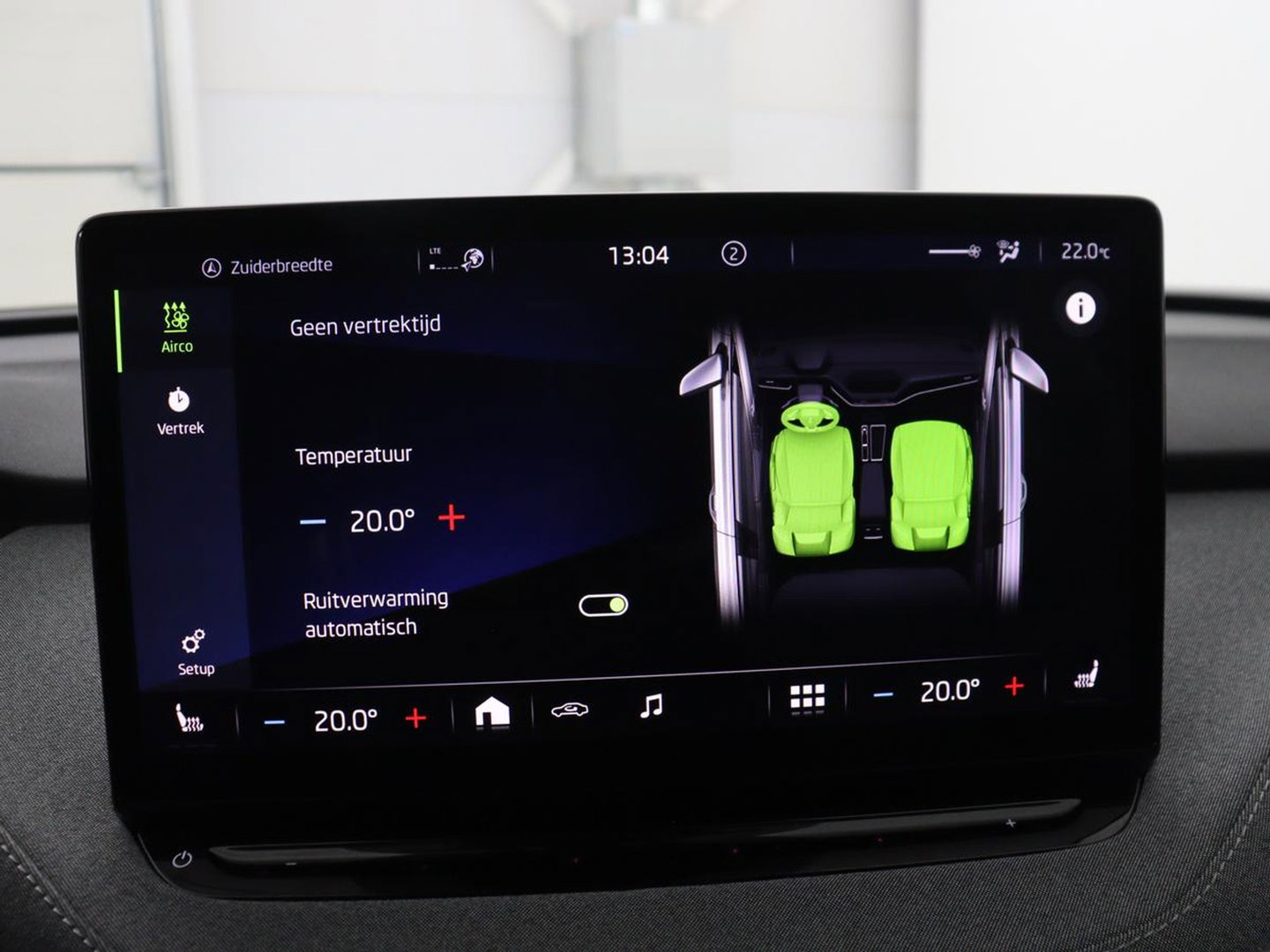 Škoda Enyaq iV 60 | SOH 92.1% | Trekhaak | Stuur/stoel verwarming | Half Leder | Cruise control | Camera | Carplay | Standkachel | Sfeerverlichting | 21''