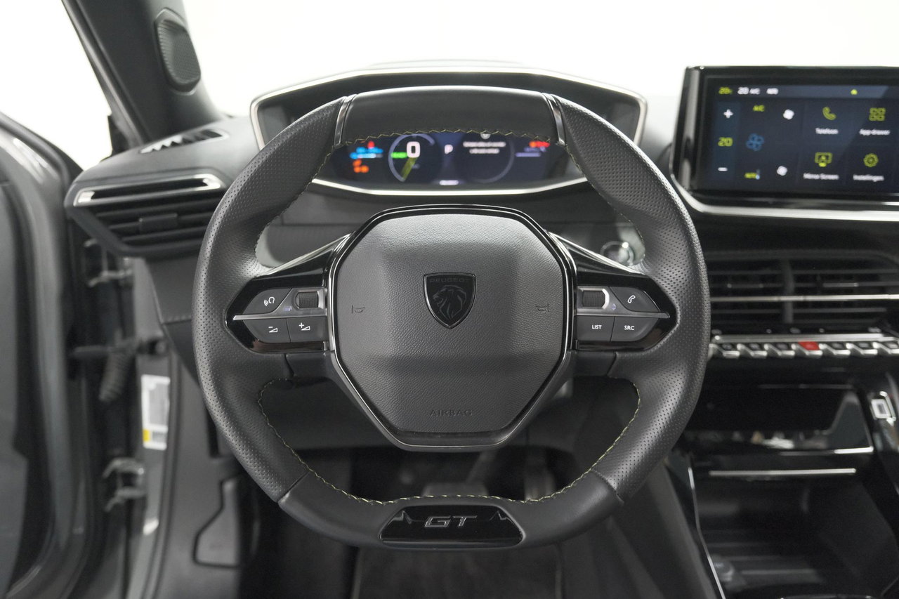 Peugeot e-2008