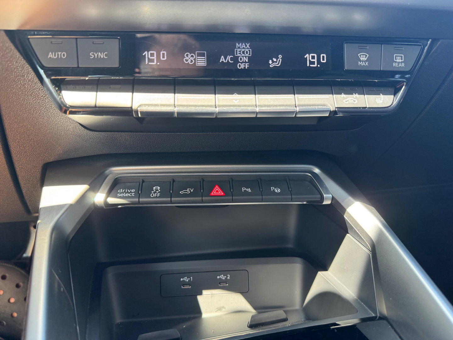 Audi A3 Sportback 40 TFSI e 3X S Line Pano Leder Massage Elektr stoelen