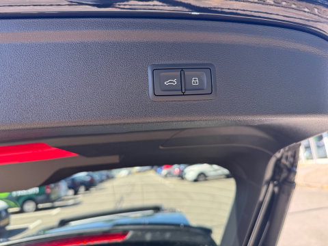 Audi A3 Sportback 40 TFSI e 3X S Line Pano Leder Massage Elektr stoelen