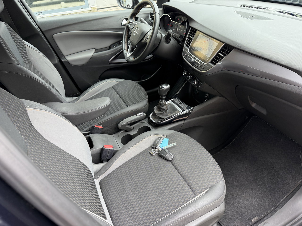 Opel Crossland X