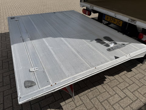 Citroën Jumper 35 2.2 HDI L3 bakwagen met laadklep / vaste prijs rijklaar € 15.950 ex btw / airco / lease vanaf € 296 / cruise control / bijrijdersbank / Parrot radio met usb en achteruit rijcamera !