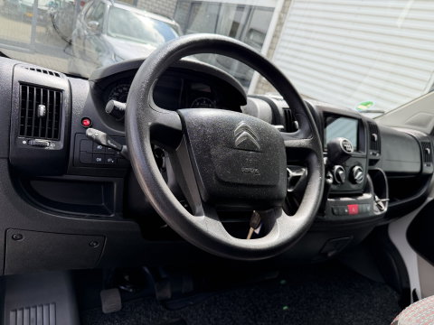Citroën Jumper 35 2.2 HDI L3 bakwagen met laadklep / vaste prijs rijklaar € 15.950 ex btw / airco / lease vanaf € 296 / cruise control / bijrijdersbank / Parrot radio met usb en achteruit rijcamera !