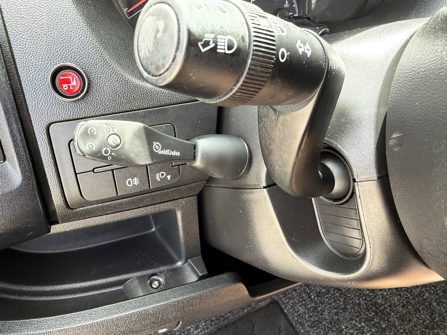 Citroën Jumper 35 2.2 HDI L3 bakwagen met laadklep / vaste prijs rijklaar € 15.950 ex btw / airco / lease vanaf € 296 / cruise control / bijrijdersbank / Parrot radio met usb en achteruit rijcamera !