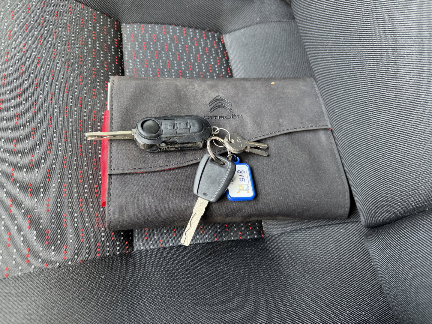 Citroën Jumper 35 2.2 HDI L3 bakwagen met laadklep / vaste prijs rijklaar € 15.950 ex btw / airco / lease vanaf € 296 / cruise control / bijrijdersbank / Parrot radio met usb en achteruit rijcamera !