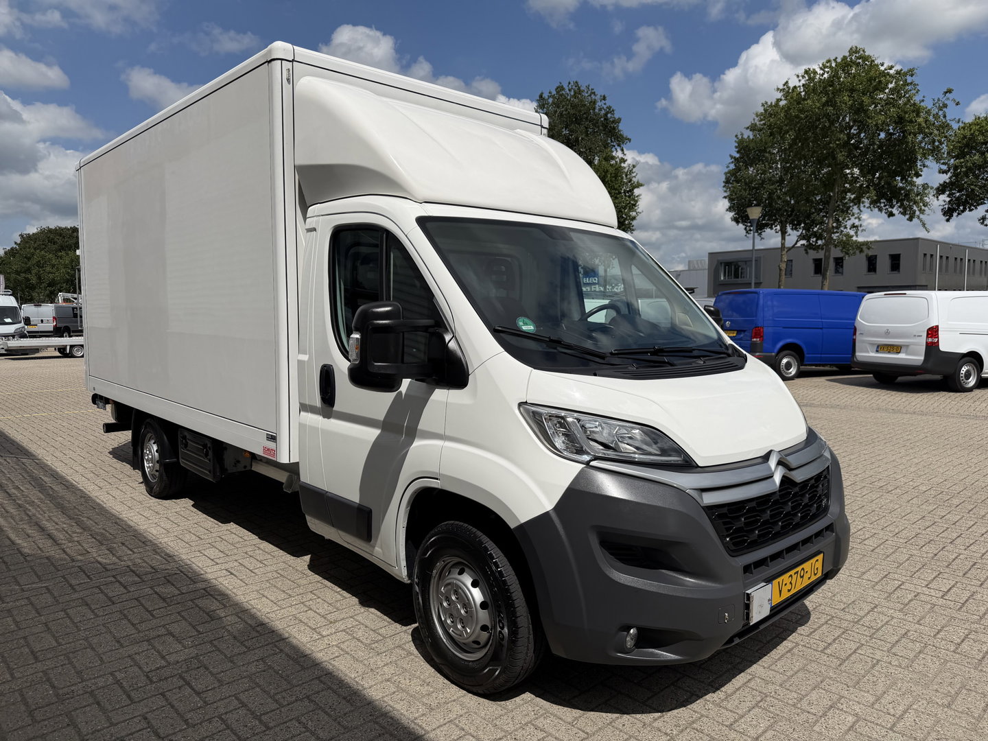 Citroën Jumper 35 2.2 HDI L3 bakwagen met laadklep / vaste prijs rijklaar € 15.950 ex btw / airco / lease vanaf € 296 / cruise control / bijrijdersbank / Parrot radio met usb en achteruit rijcamera !