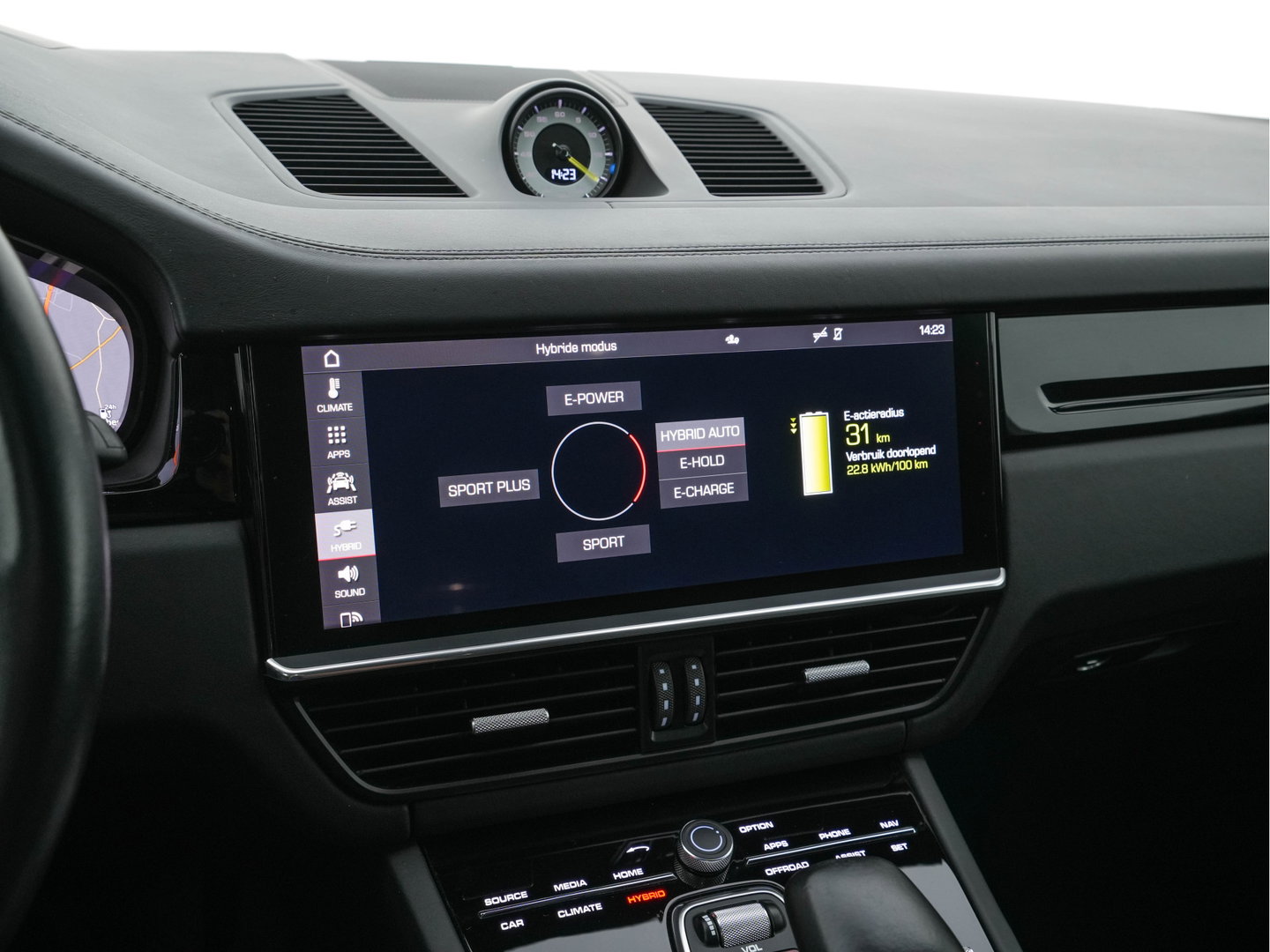 Porsche Cayenne 3.0 E-Hybrid (Plug-in) (INCL.BTW) *PANO | HEAD-UP | LEATHER | ADAPTIVE-CRUISE | FULL-LED | TOP-VIEW | BOSE-SOUND | MEMORY-PACK | SPORT-CHRONO | HEATED-COMFORTSEATS | KEYLESS | NAVI-FULLMAP | PRIVACY-GLASS |  22''AL