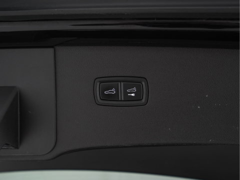Porsche Cayenne 3.0 E-Hybrid (Plug-in) (INCL.BTW) *PANO | HEAD-UP | LEATHER | ADAPTIVE-CRUISE | FULL-LED | TOP-VIEW | BOSE-SOUND | MEMORY-PACK | SPORT-CHRONO | HEATED-COMFORTSEATS | KEYLESS | NAVI-FULLMAP | PRIVACY-GLASS |  22''AL