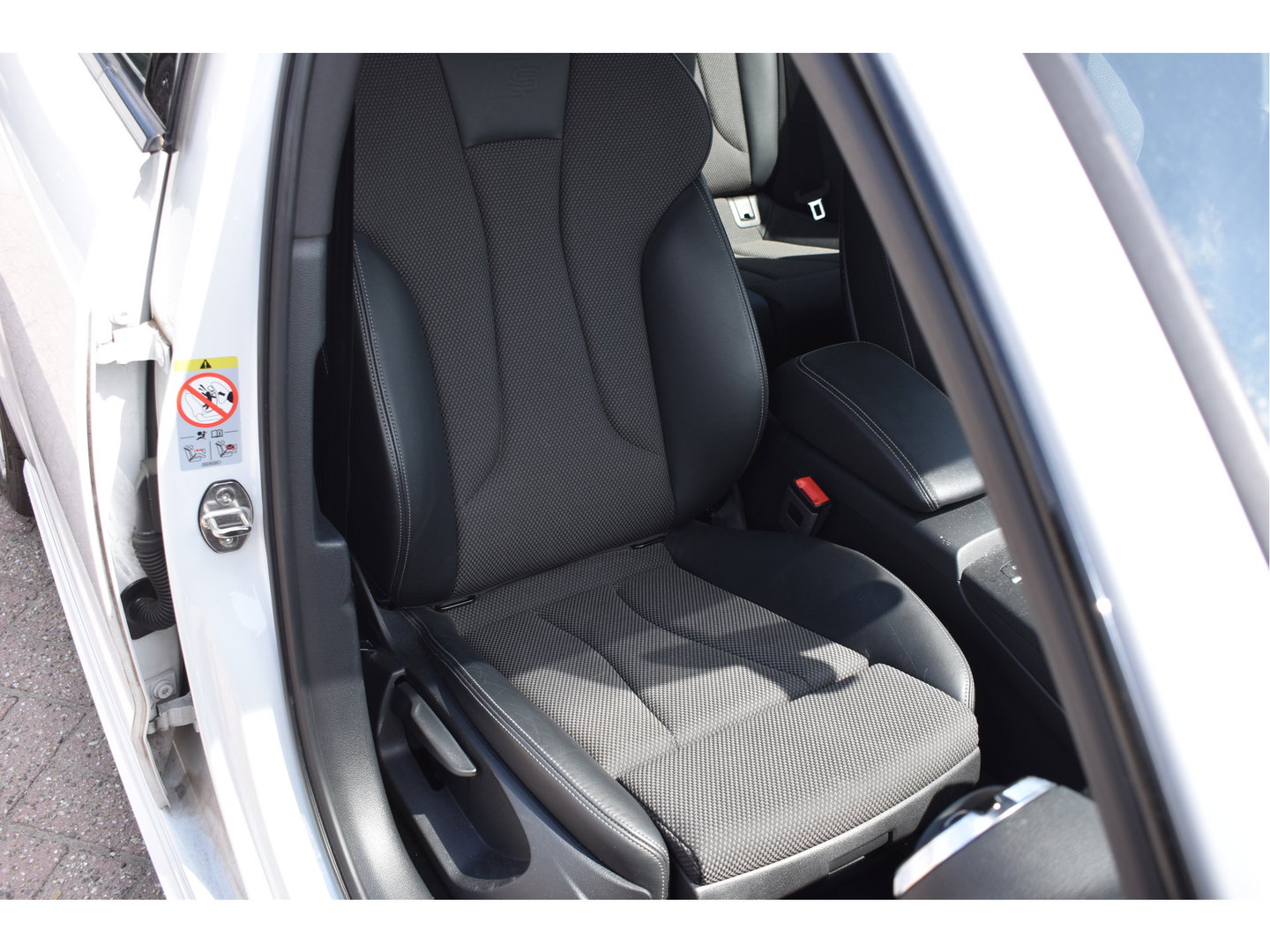 Audi A3 Sportback 1.5 TFSI CoD Sport S Line Edition ,ORGINEEL NEDERLANDSE AUTO , BOEKJES,NAP EN ONDERHOUDSHISTORIE