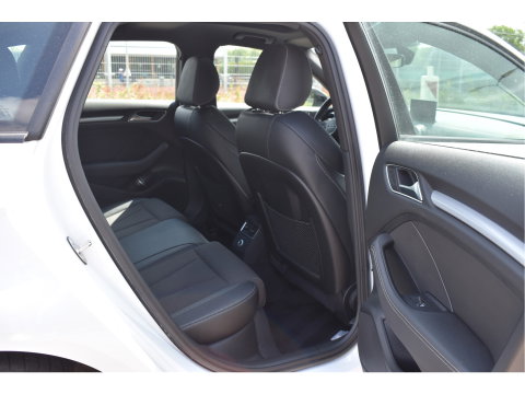 Audi A3 Sportback 1.5 TFSI CoD Sport S Line Edition ,ORGINEEL NEDERLANDSE AUTO , BOEKJES,NAP EN ONDERHOUDSHISTORIE