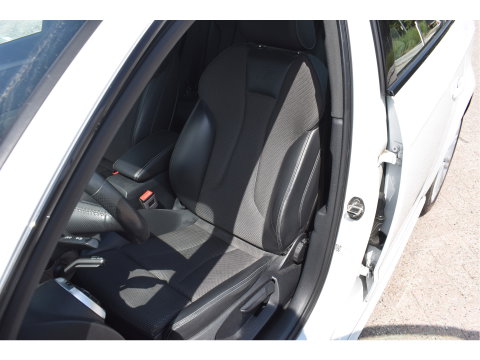 Audi A3 Sportback 1.5 TFSI CoD Sport S Line Edition ,ORGINEEL NEDERLANDSE AUTO , BOEKJES,NAP EN ONDERHOUDSHISTORIE