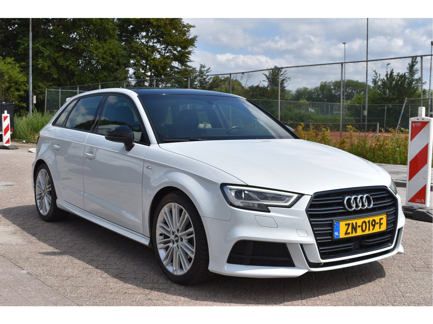 Audi A3 Sportback 1.5 TFSI CoD Sport S Line Edition ,ORGINEEL NEDERLANDSE AUTO , BOEKJES,NAP EN ONDERHOUDSHISTORIE